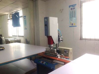 Máy ép nẹp tự động srcset=