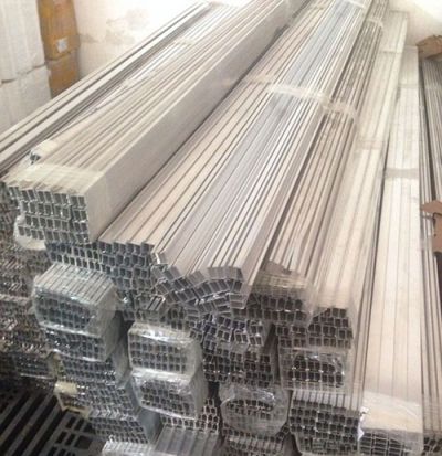 Thanh nhôm treo bản in chuyên dùng cho xưởng in ấn 