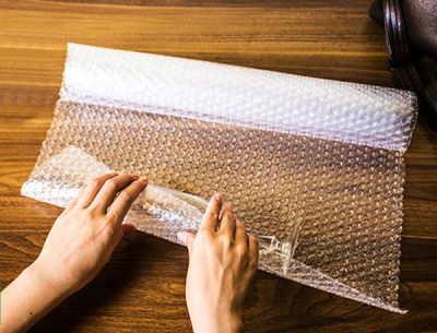 Hướng dẫn các bước bọc hàng bằng xốp hơi túi khí
