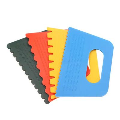 Dao gạt mực bằng nhựa srcset=
