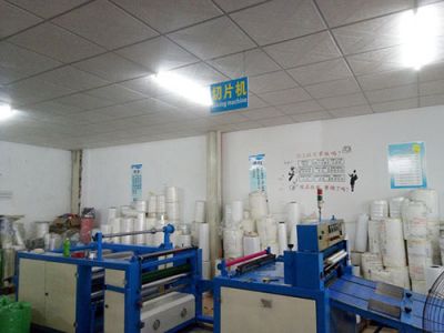 Nhà cung ứng nhựa PC srcset=